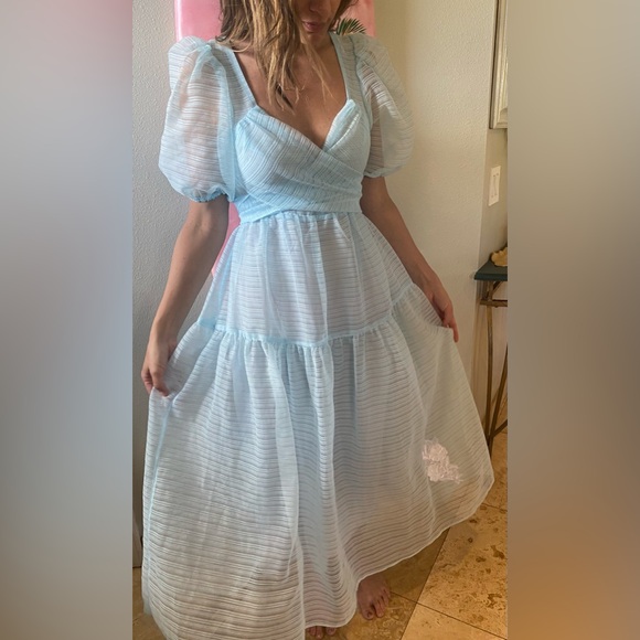 Free People Hailey midi dress. So pretty and ethereal. Princess & fairy like. - Picture 2 of 8